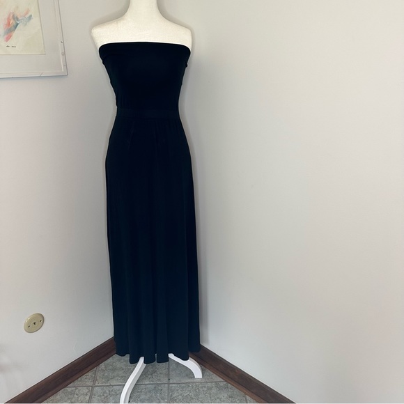 Soma Fold over Multi-Way bandeau Maxi Dress Black maxi skirt size small - Picture 4 of 9